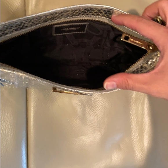 DOLCE AND GABBANA bag - Picture 5 of 8